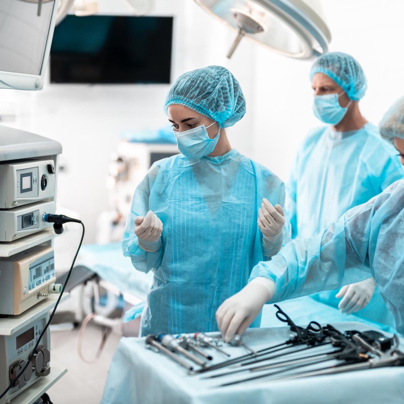 Nurse using medical device 